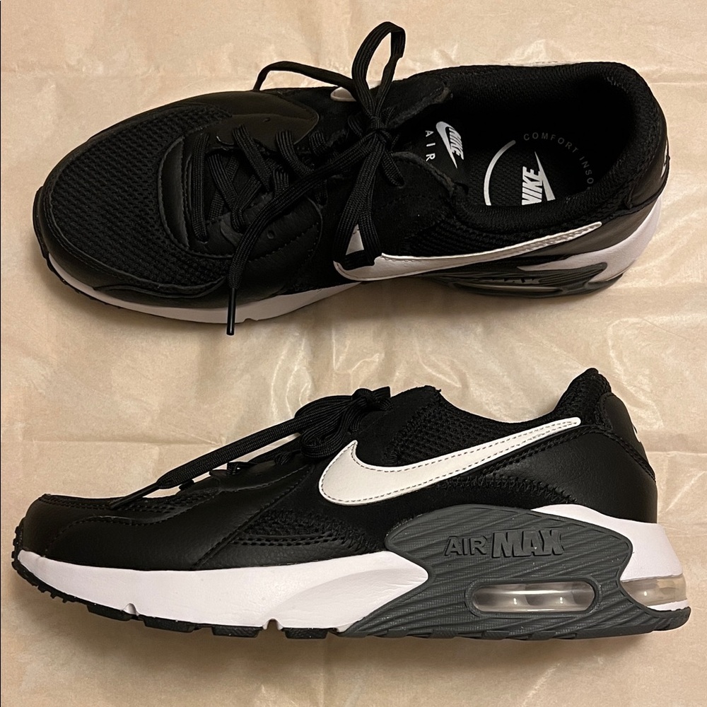 Nike Air Max Black and White Athletic Shoes
